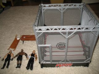 WWE Steel Cage w Jeff Hardy Undertaker and Bobby Lashley figures