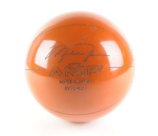 AMF Undrilled Michael Jordan NBA Signature Bowling Ball
