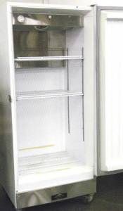 artic air 1 solid door freezer white model f22cw4 this is a used piece 