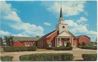 BOURBONNAIS IL Illinois Church of The Nazarene Postcard