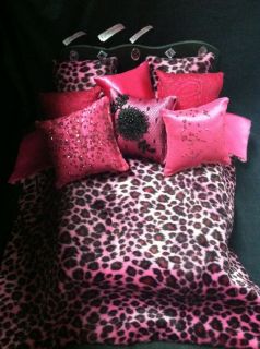 Monster High Doll Bratz Barbie GORGEOUS Pink Cheetah Bed Venus Cupid 