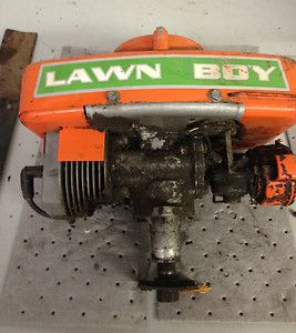 Vintage LAWN BOY Lawn mower Motor Mod C19 not seezed Blade and muffler 