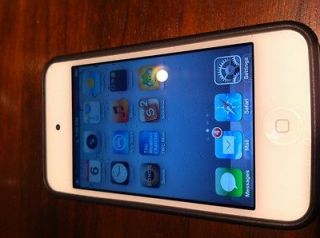 Newly listed Apple iPod touch 4th Generation White (8 GB) 100% Working 