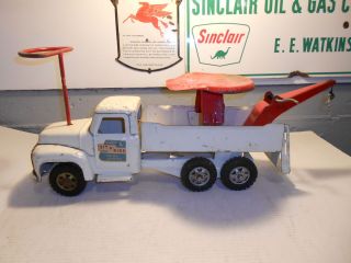 Vintage Buddy L `Sit N Ride` Towing Service Wrecker Truck