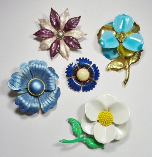 Vintage Lot of Large Colorful Flower Power Brooches Pins