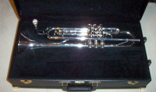 LEBLANC REGENCY ST855 SILVER TRUMPET WITH CASE AND M/P   NICE   READY 