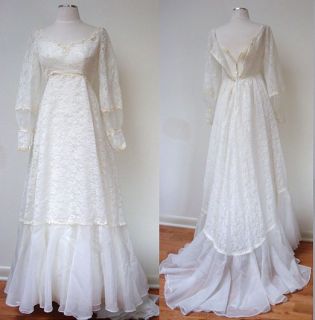 VINTAGE WILLIAM CAHILL LACE SHEER TULLE LINED LONG TRAIN WEDDING DRESS 