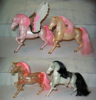 SHE RA Miscellaneous Lot 3 action figures 4 horses furniture 