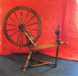 Canadian Production Antique Wooden Spinning Wheel