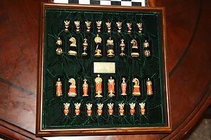 FRANKLIN MINT SIGNED IGOR CARL FABERGE IMPERIAL CHESS SET LIMITED 