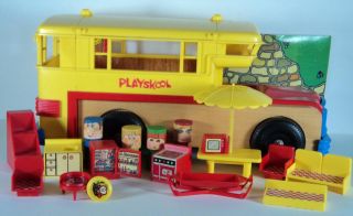 Vintage 1972 Playskool Play Camper #482   Loaded w/ Accessories