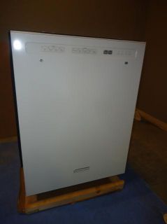   KUDC03IVWH Full Console Dishwasher in Perfect Condition