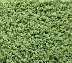 Area Rug Green Shag Carpet w Binding Mod Green