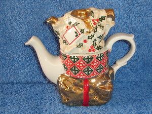CARDEW TEAPOT ** CHRISTMAS PRESENTS ** VERY GOOD CONDITION **
