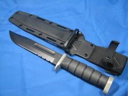 Ka Bar D2 Extreme Serrated Combat Survival Knife w Hard Plastic Sheath 