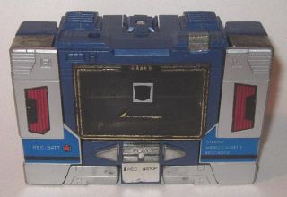 1984 Transformers Decepticon Cassette Player Soundwave Action Figure 