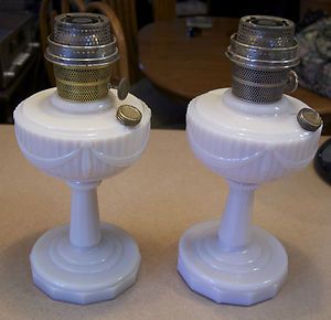 Antique Pair Aladdin Oil Lamp Hurricane Chimney Lincoln Drape Milk 