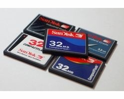 SanDisk 32MB Compact Flash CF Memory Card SDCFB 32 768