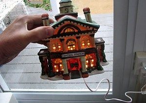   Hand Painted Porcelain Lighted Christmas Village House CENTRAL STATION