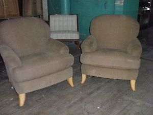 223A Pair of Overstuffed Shandig Armchairs Side Chairs