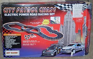 2004 City Patrol Chase Electric Power Road Racing Set by Golden Bright 