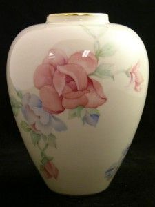 Lenox Chatsworth Collection Medium Vase A Exceptional