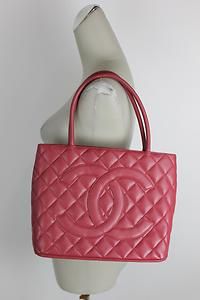 authentic CHANEL CC Berry Leather Quilted Handbag Shoulder Bag