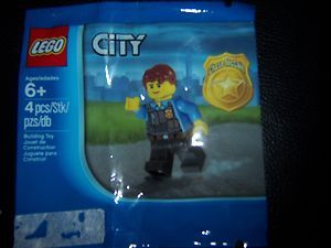 Lego City Undercover Chase Mccain Exclusive Mini figure 5000281 RARE 