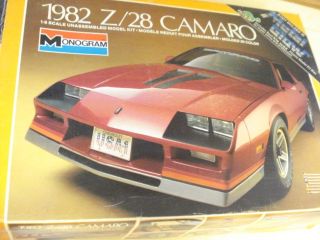 Monogram 1982 Z 28 Camaro Model Car Kit 1 8th Scale