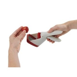 Strawberry Slicester Slicer Hand Held ChefN 102 143 005