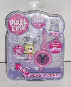 Pixel Chix Roomies Friends Diva Queen New