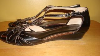 Clarks Artisan Womens Collection Dusky Hill Black Leather Sandal
