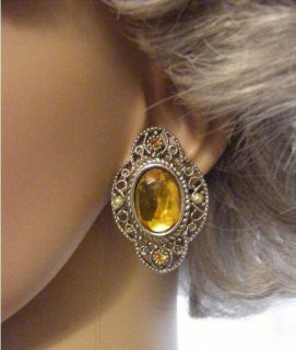 Vintage Beautiful Victorian Look Amber Glass Pewter Clip on Earrings