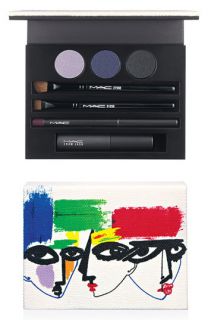 M·A·C Illustrated   Smoky Eye Plum Kit by Julie Verhoeven ( Exclusive) ($100 Value)