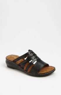 Naturalizer Leanna Sandal