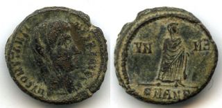 Commemorative AE4 of Constantine I (307 337 AD), Roman Empire