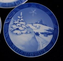 Lot 3 Royal Copenhagen Christmas Plates 1915 1918 1919
