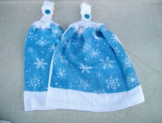 Kitchen Dish Towels w Crochet Tops Snowflakes Blue