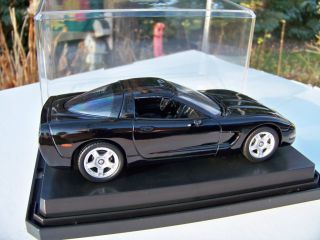  Collectors Guild 1997 Black Chevrolet Corvette With Acrylic Case