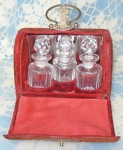  VICTORIAN CARRIAGE TRAVEL CASE 3 CUT CRYSTAL PERFUME BOTTLES BACCARAT