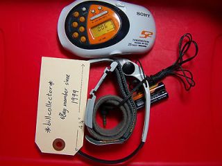 Sony SRF M80V Walkman AM FM Radio TV Weather Wrist Clip MDR W014