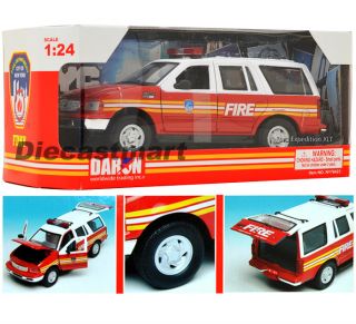 Daron 1 24 NY76423 Ford Expedition XLT FDNY New York Fire Department