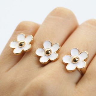 White Daisy Flower Two Finger Double Ring Size 7 8 UK O Q Gold Plated
