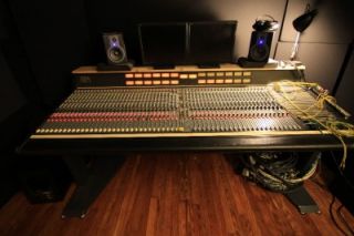 DDA DMR12 56 Channel TT Patch Bay Studio Recording Mixing Console