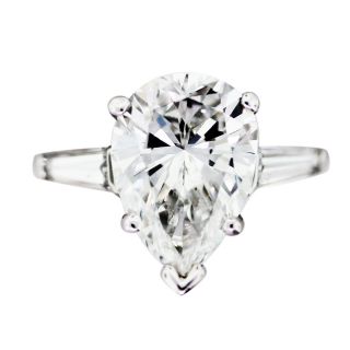 Carat Pear Shaped Diamond Engagement Ring