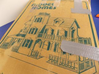 Dollhouse Kit from Model Homes Model 1007 1 scale in box Unused