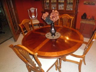Dining Room Set Table w 6 Chairs Hutch Beautiful