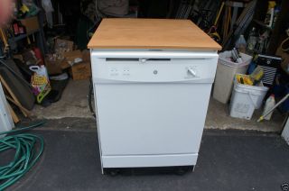 GE Portable Dishwasher Used Twice 5 Wash Cycle 2 Wash Option White