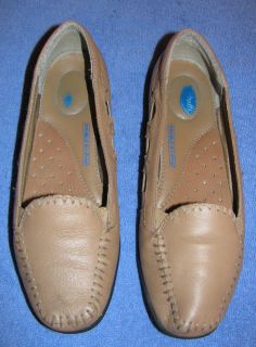 DR SCHOLLS SLIP ON FLAT MOCCASIN With DOUBLE AIR PILLO WOMENS SIZE 7M