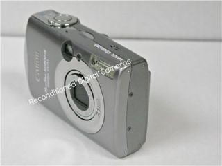 Canon PowerShot SD800 Digital Camera in The Box Good Condition